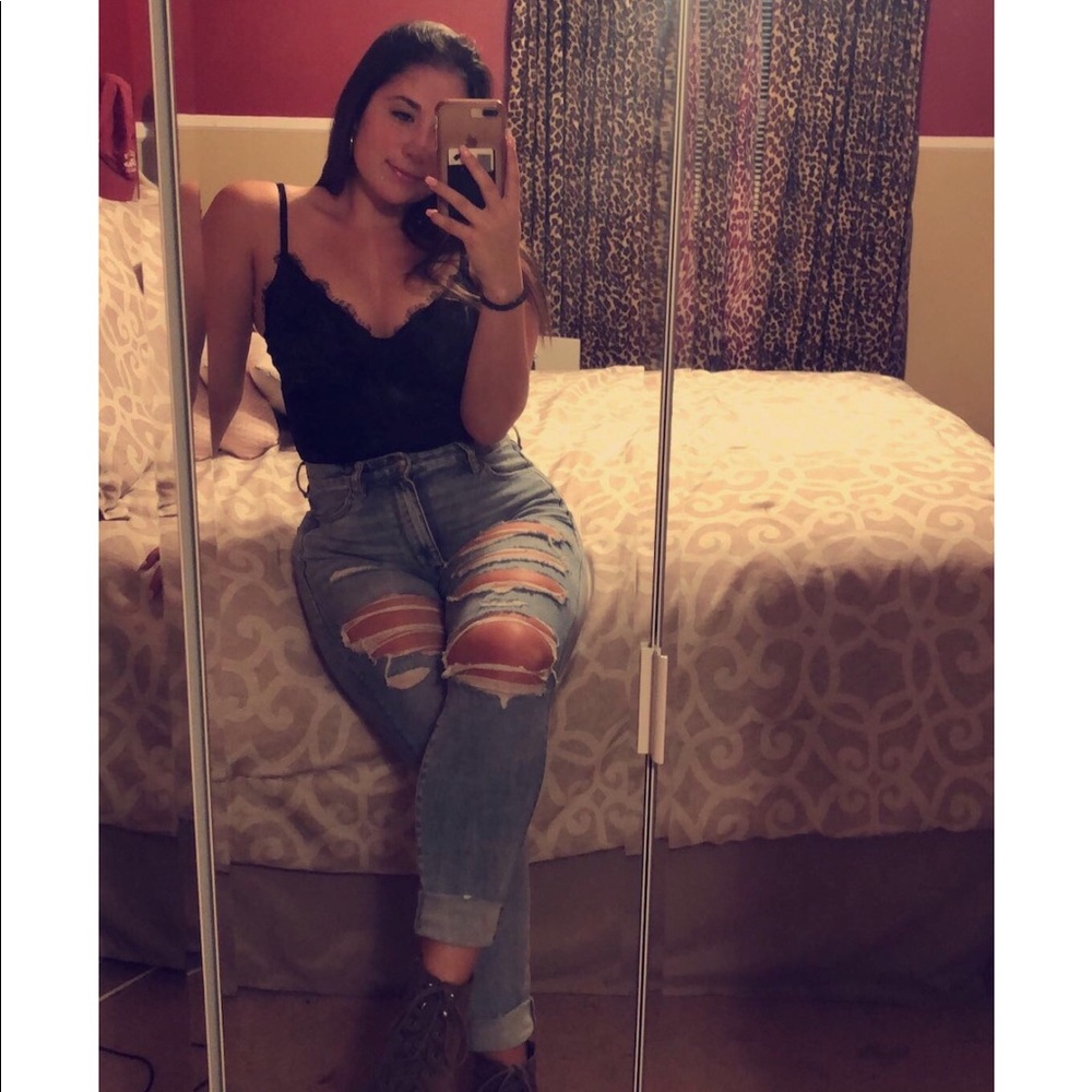 Meet your Posher, Nicole